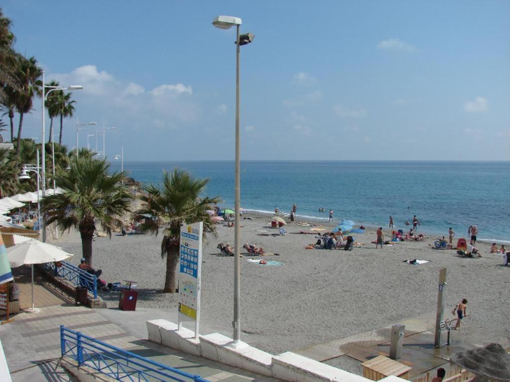 Neptuno 3E Menyber Apartment Nerja Bagian luar foto